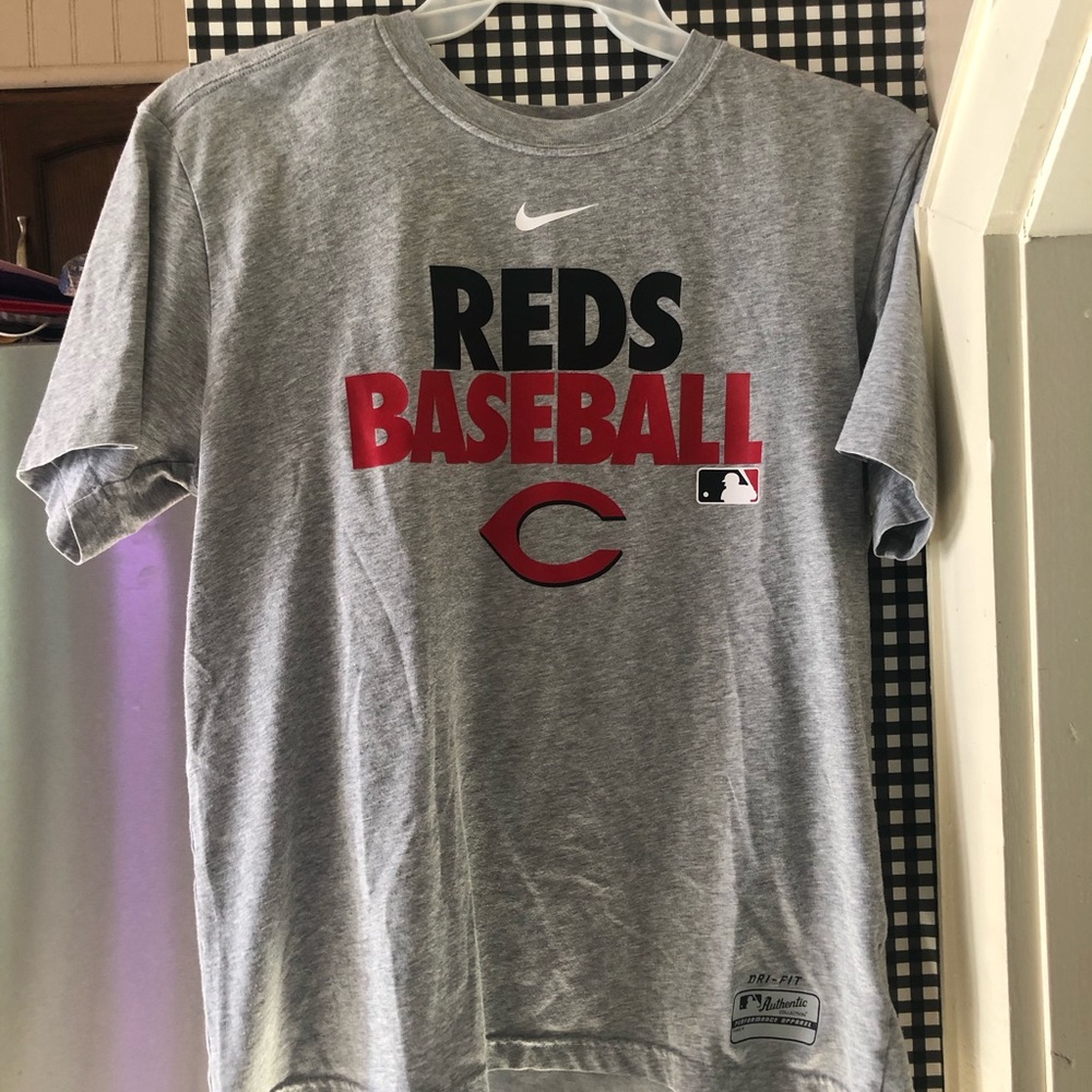 Nike Cincinnati Reds shirt.  Size medium.